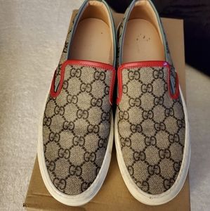 Gucci  sneakers